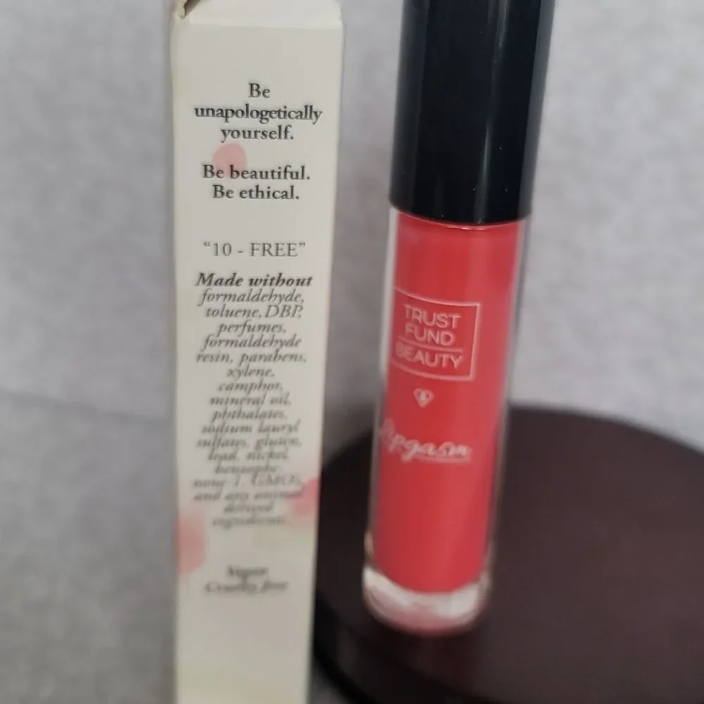 Trust Fund Beauty Lipgasm - Unprofessional